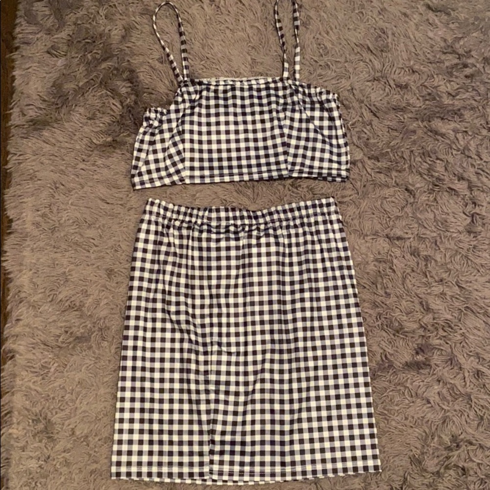 Two piece Black and White